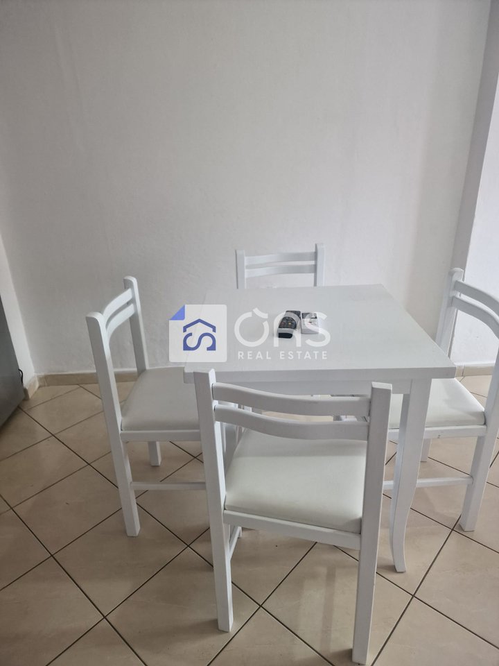 Jepet me qera apartament 1+1 ne Astir