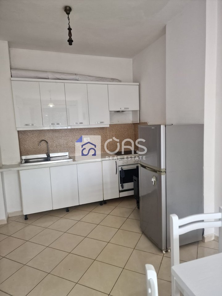 Jepet me qera apartament 1+1 ne Astir