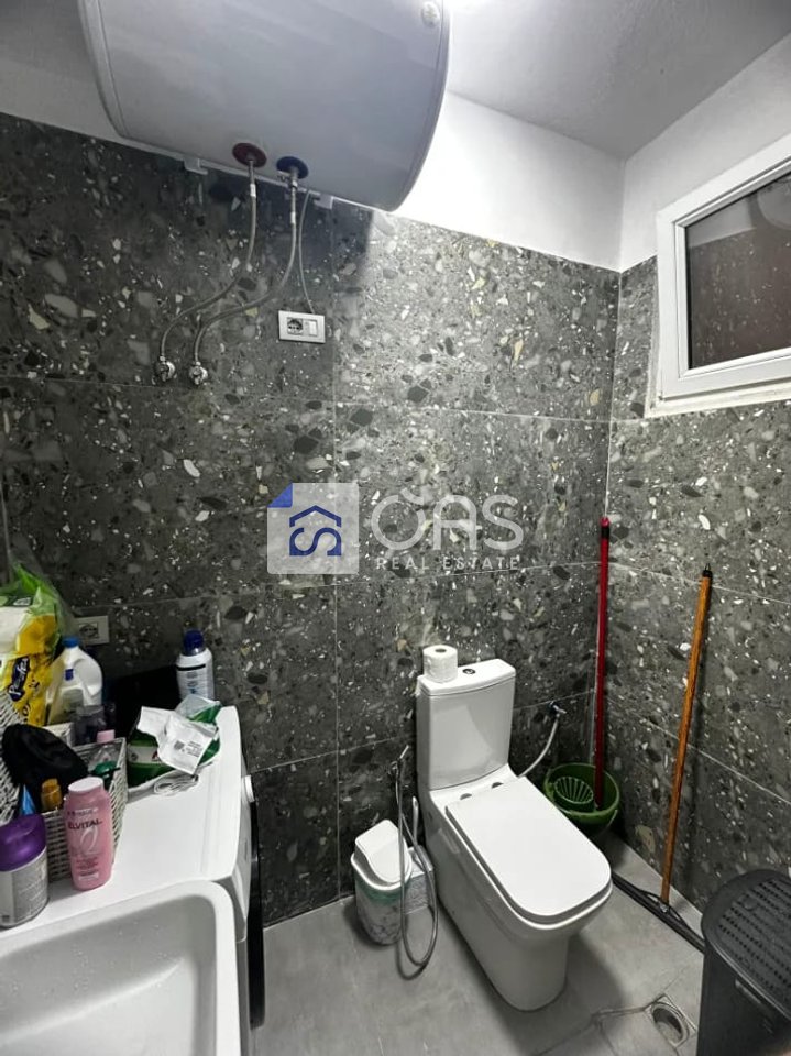 Jepet apartament me qera 1+1 Ne Brryl