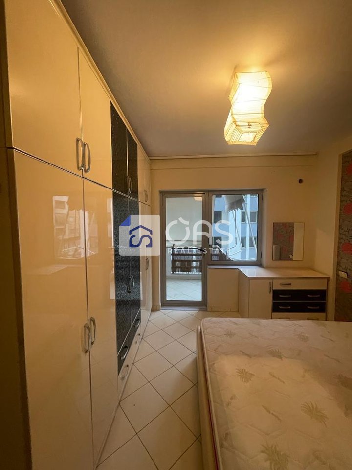 Jepet me qera apartament 2+1+2 ne Astir