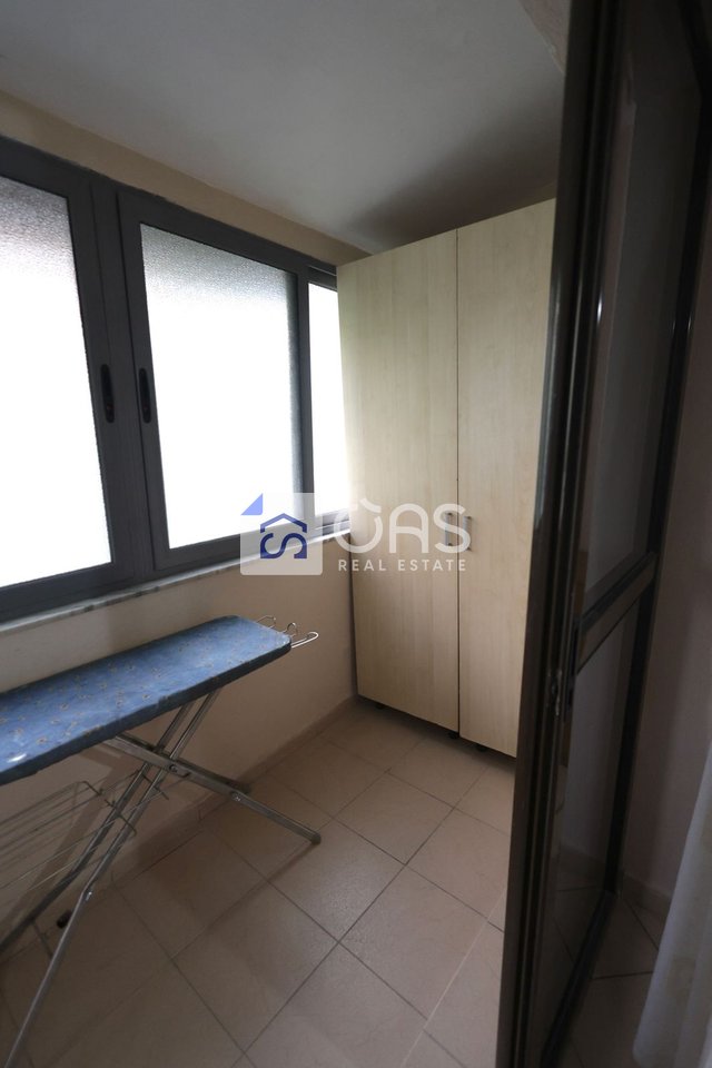 Jepet apartament me qera 2+1 Ne Brryl