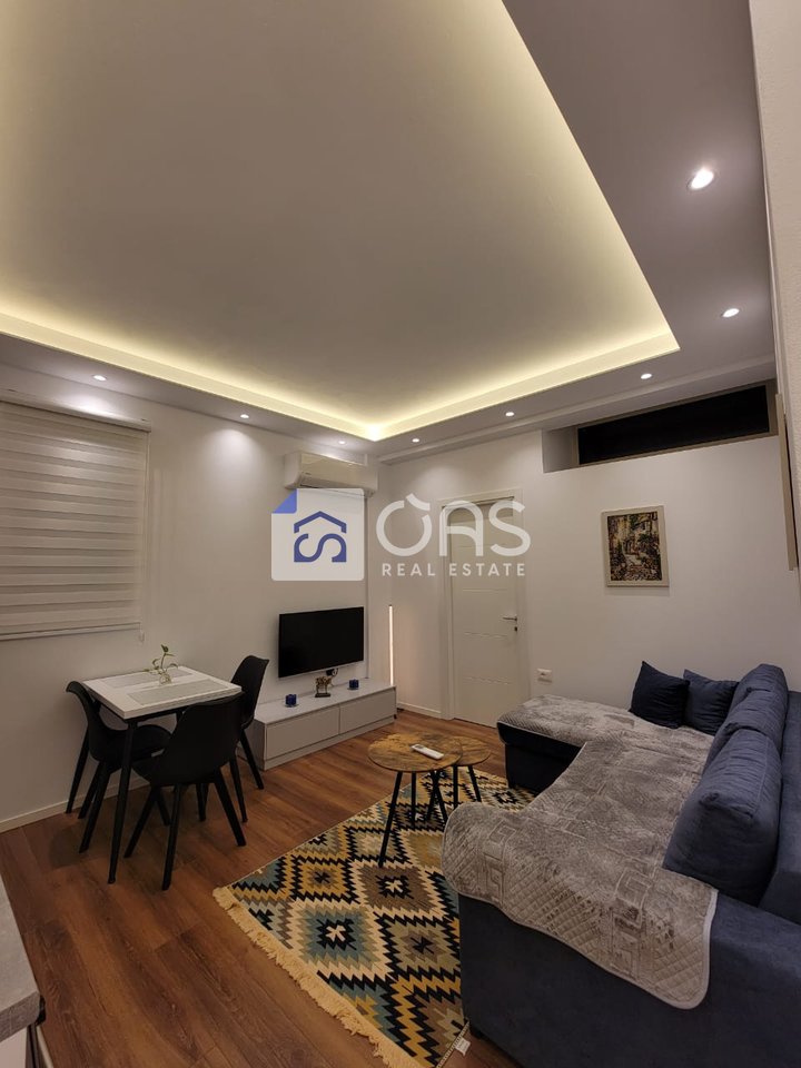 jepet me qira Apartament  1+1   rruga durrsit