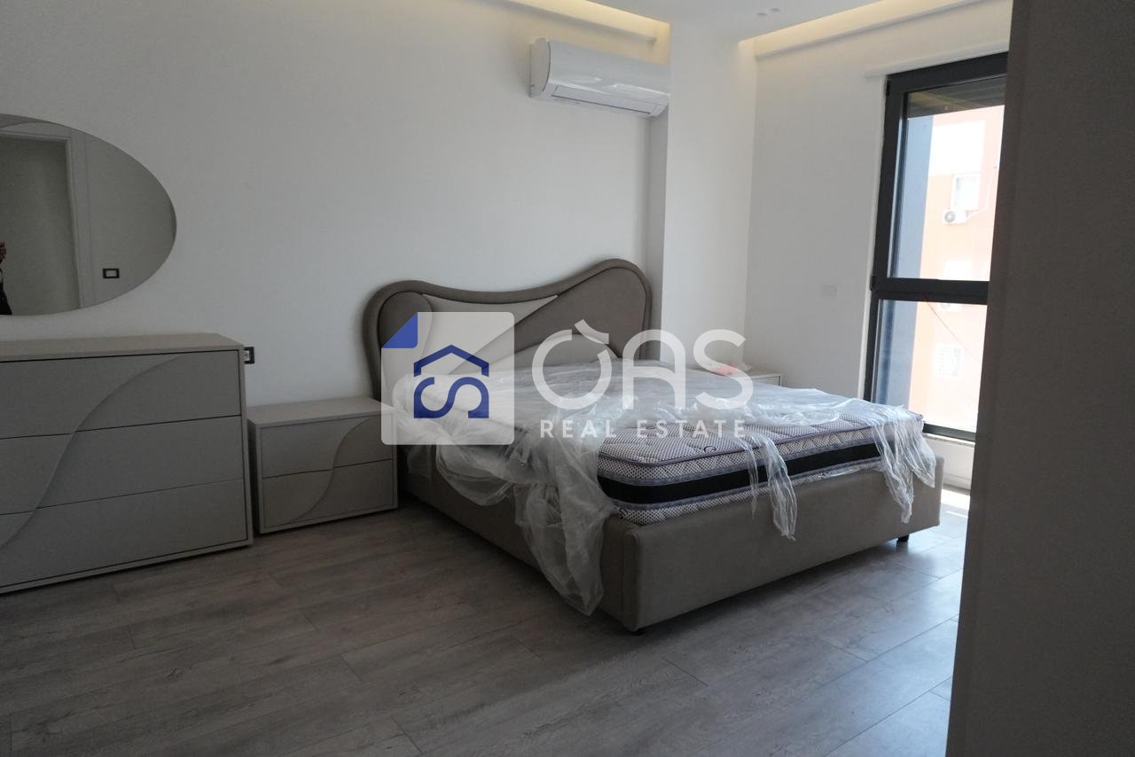 Vendesi appartamento 2+1+2 al Nuovo Boulevard