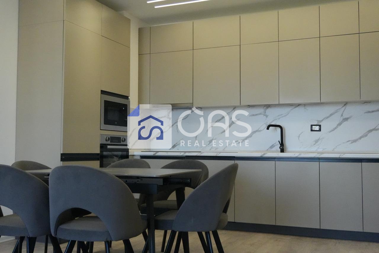 Vendesi appartamento 2+1+2 al Nuovo Boulevard
