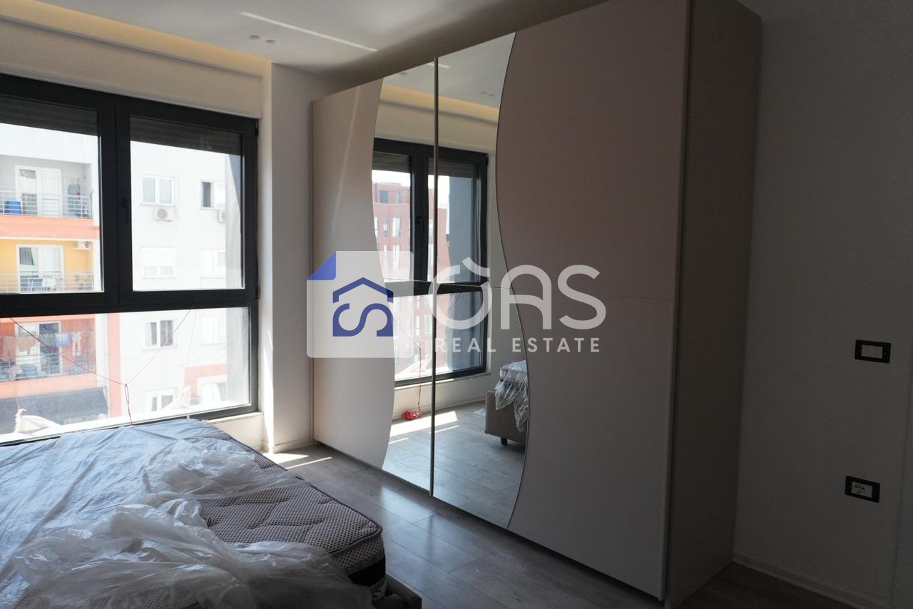 Vendesi appartamento 2+1+2 al Nuovo Boulevard