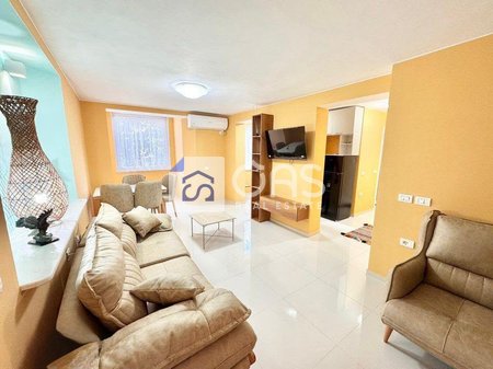 jepet me qera apartament 2+1 tek Sheshi Willson