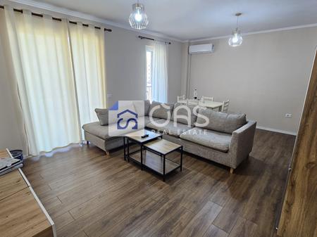 Affittasi appartamento 1+1 a Paskuqan