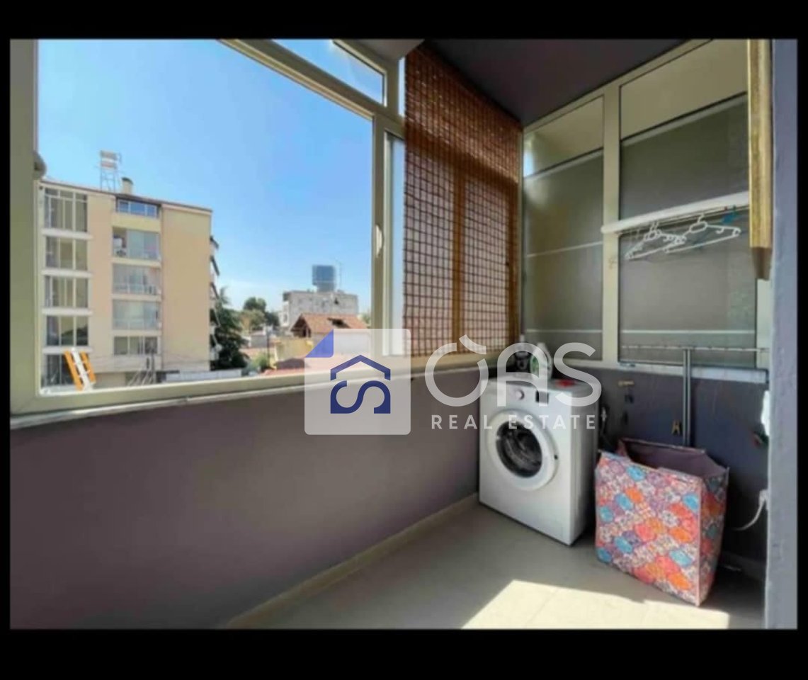jepet me qira apartamenti 1+1 rruga fortuzi