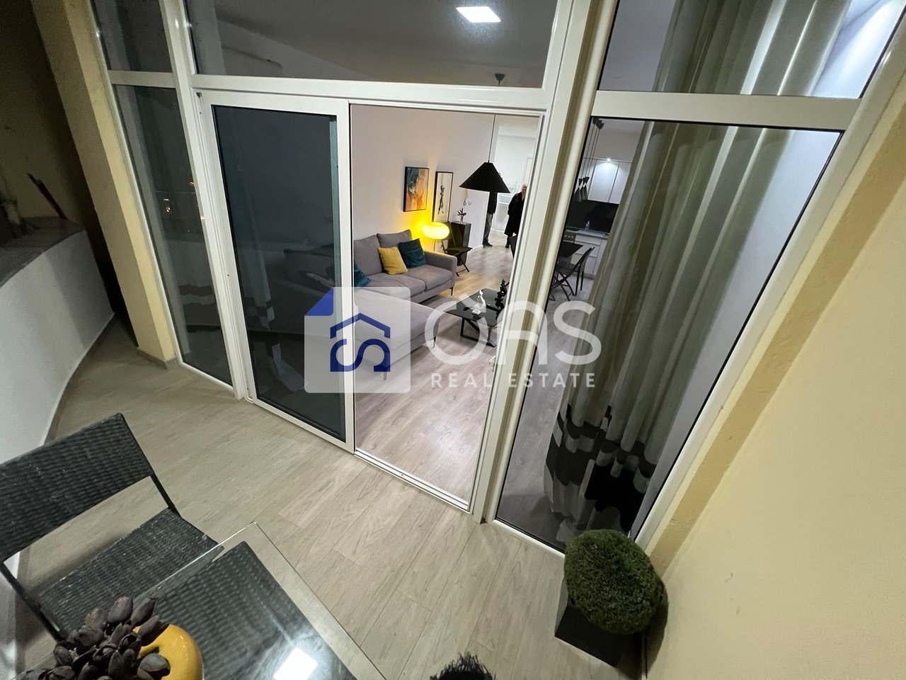 Jepet apartament 1+1 Te Rrruga e Kavajes