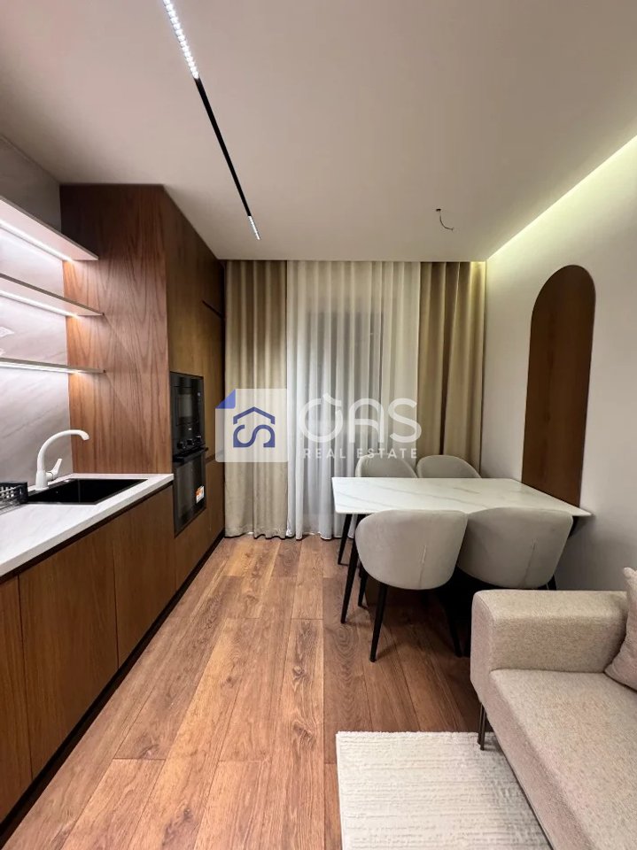 Jepet me qira Apartament  2+1+Parkim Ne  Porcelan