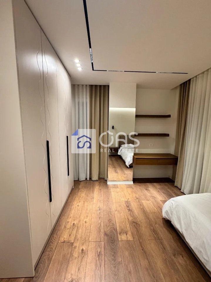 Jepet me qira Apartament  2+1+Parkim Ne  Porcelan
