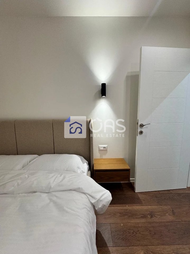 Jepet me qira Apartament  2+1+Parkim Ne  Porcelan