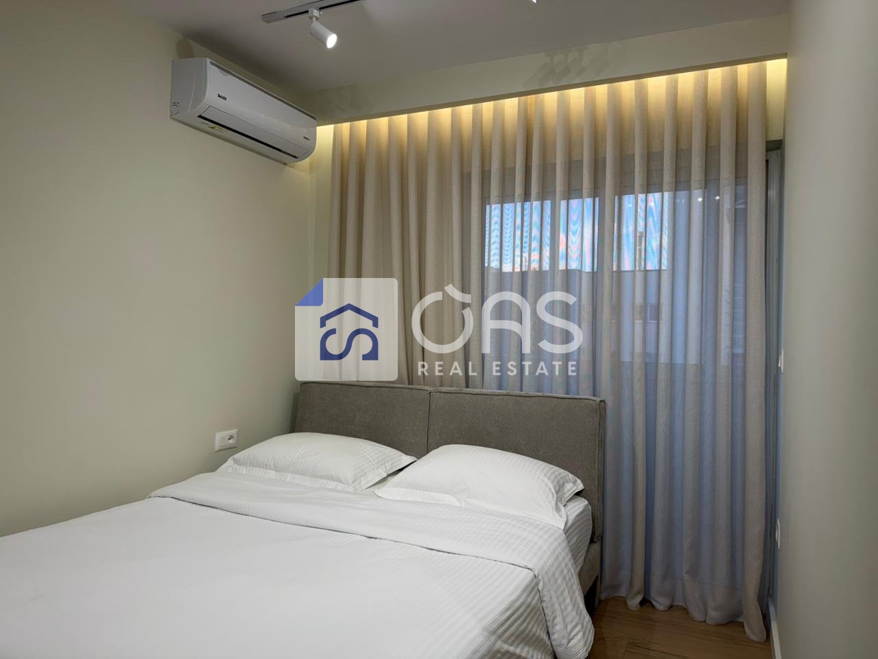 Vendesi 2 appartamenti 1+1 in 21 Dhjetori 193.000 euro