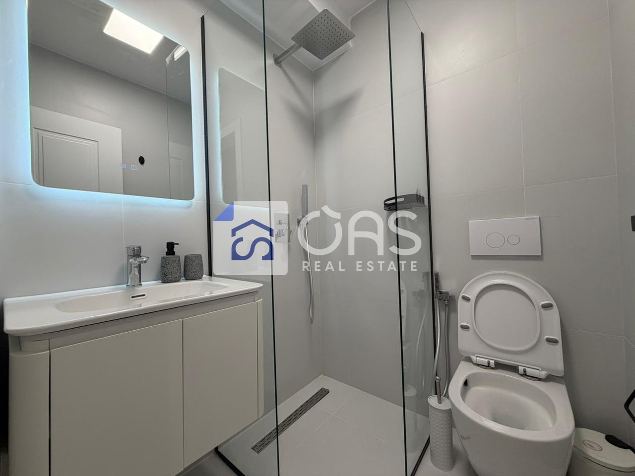 Vendesi 2 appartamenti 1+1 in 21 Dhjetori 193.000 euro