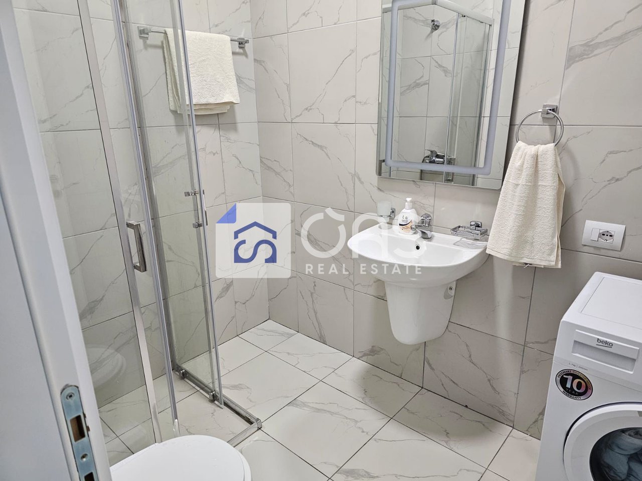 Shitet apartament 2+1+2 ne Misto Mame