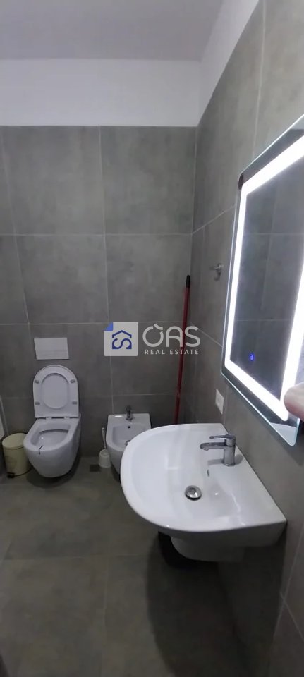 1+1+P apartment for rent at Univers City