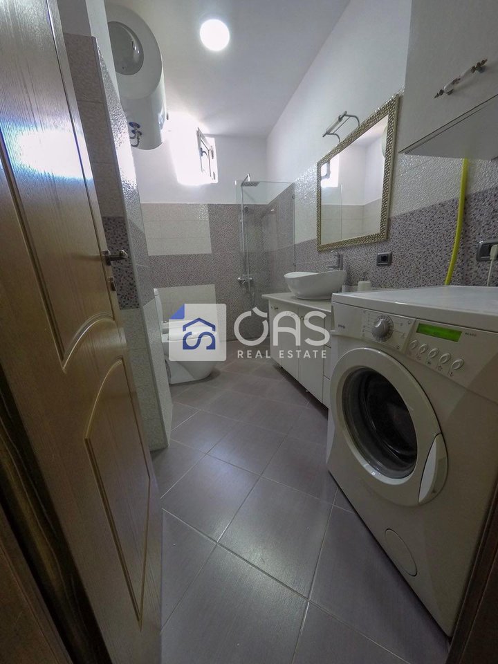 Jepet apartament me qera 1+1 Myslym Shyri