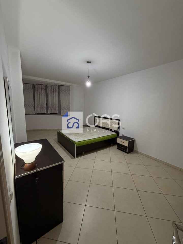 Appartamento 2+1 in affitto ad Astir