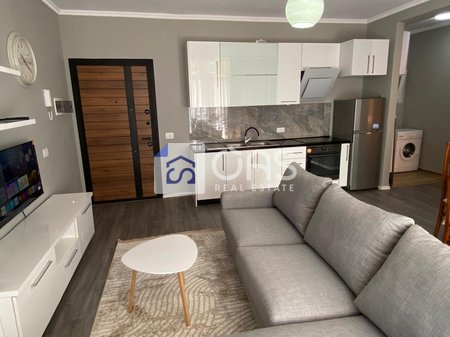 Jepet me qera apartament 1+1 tek Bulevardi i Ri