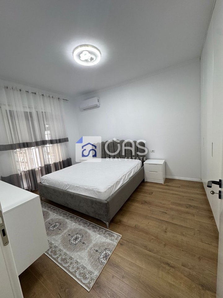 Jepet me qera apartament 1+1 Ne Kamez
