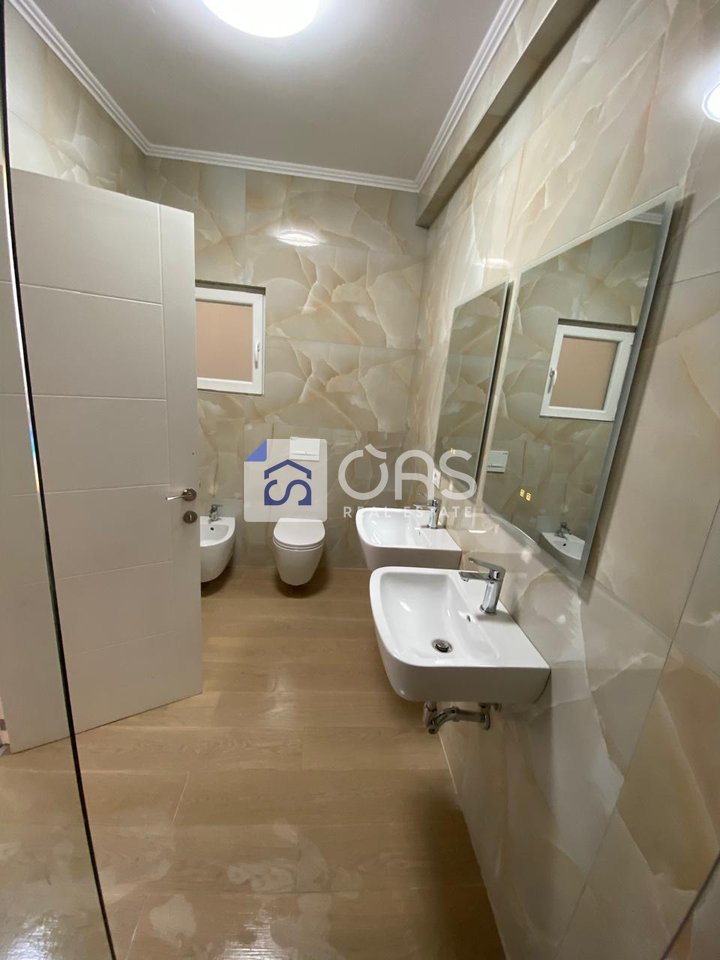 Jepet me qera apartament 1+1 tek Bulevardi i Ri