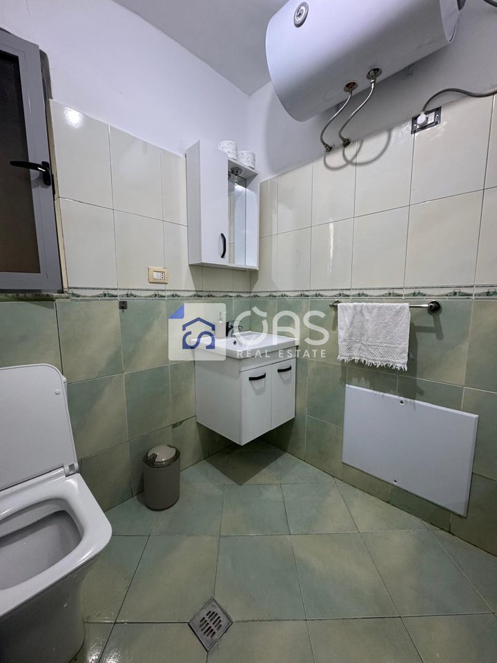 Jepet Apartament me qera 1+1 QENDER