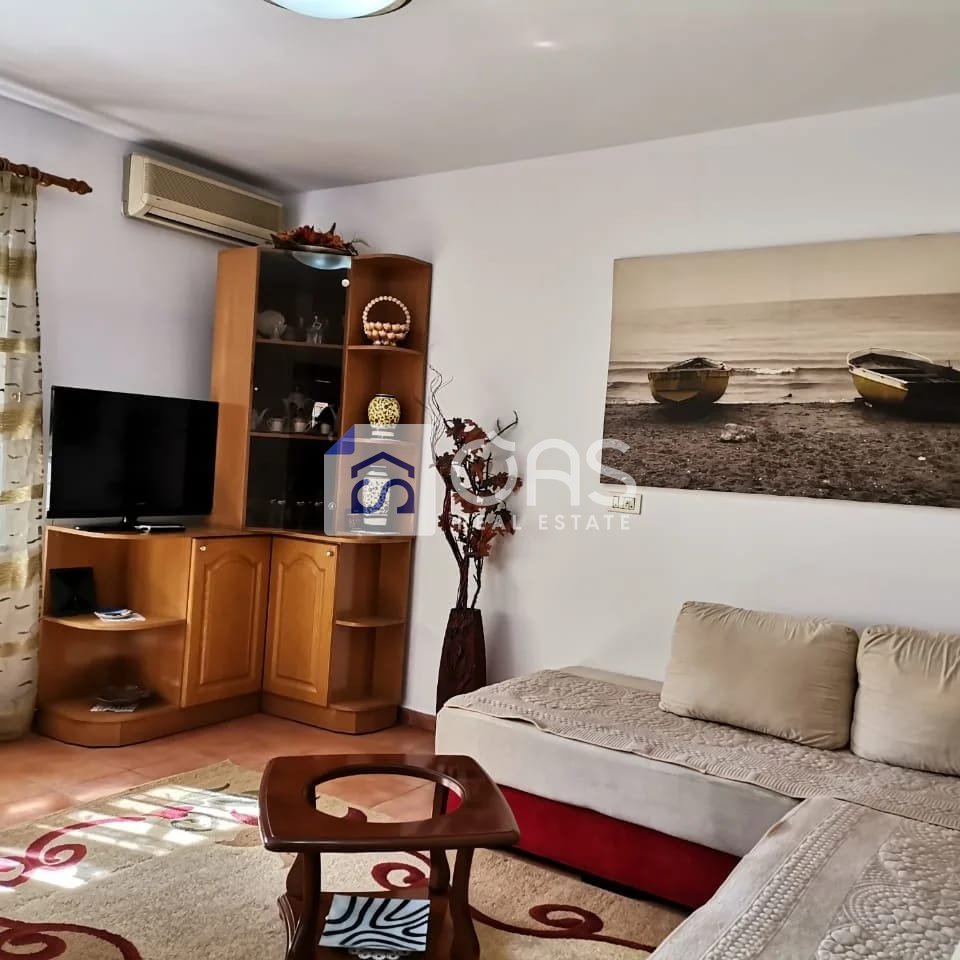 Jepet Apartament me qera 2+1 QENDER (Tefta Tashko)