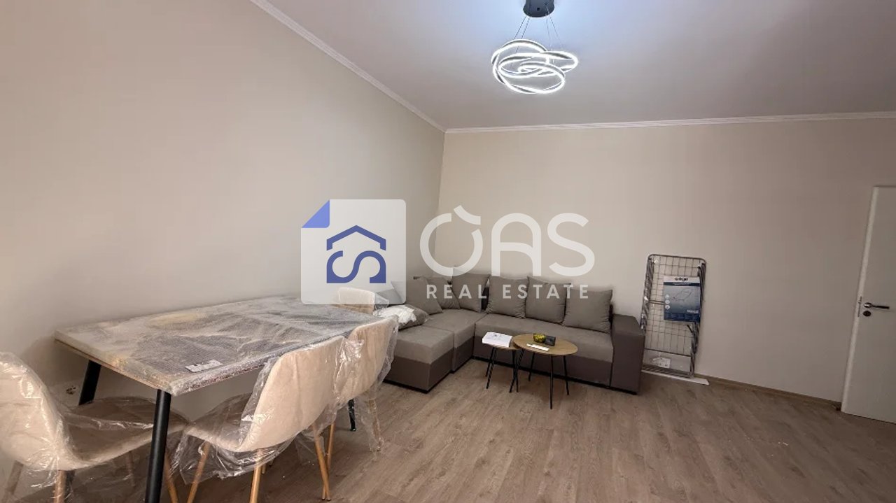 Jepet me qera apartament 1+1 Ne Astir