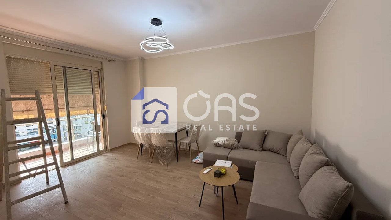 Jepet me qera apartament 1+1 Ne Astir