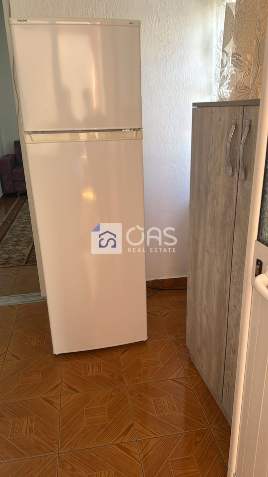 Jepet Apartament me qera 2+1   21 DHJETORI (INXHINERIA)