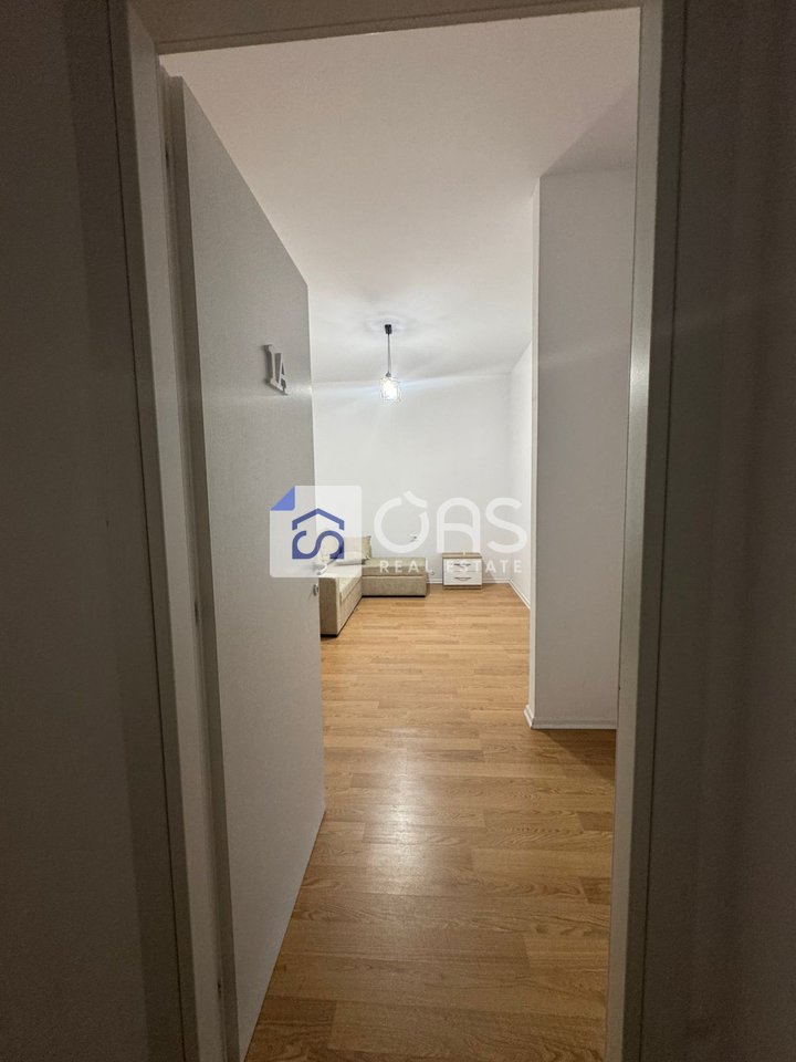 Shiten 2 apartamente tek kodra e Diellit