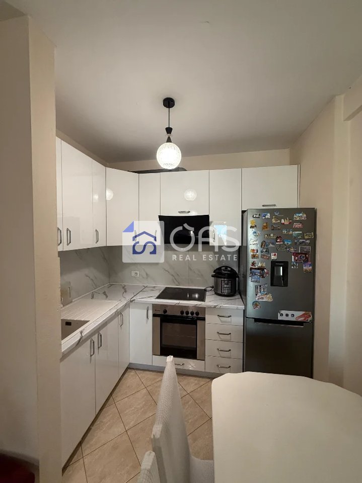 Jepet me qera apartament 1+1 Ne Laprake
