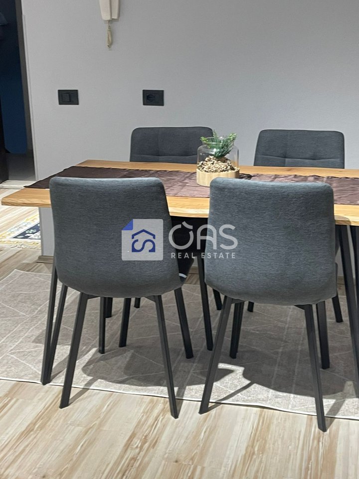 Jepet me qera apartament 2+1 Te Kodra e Diellit