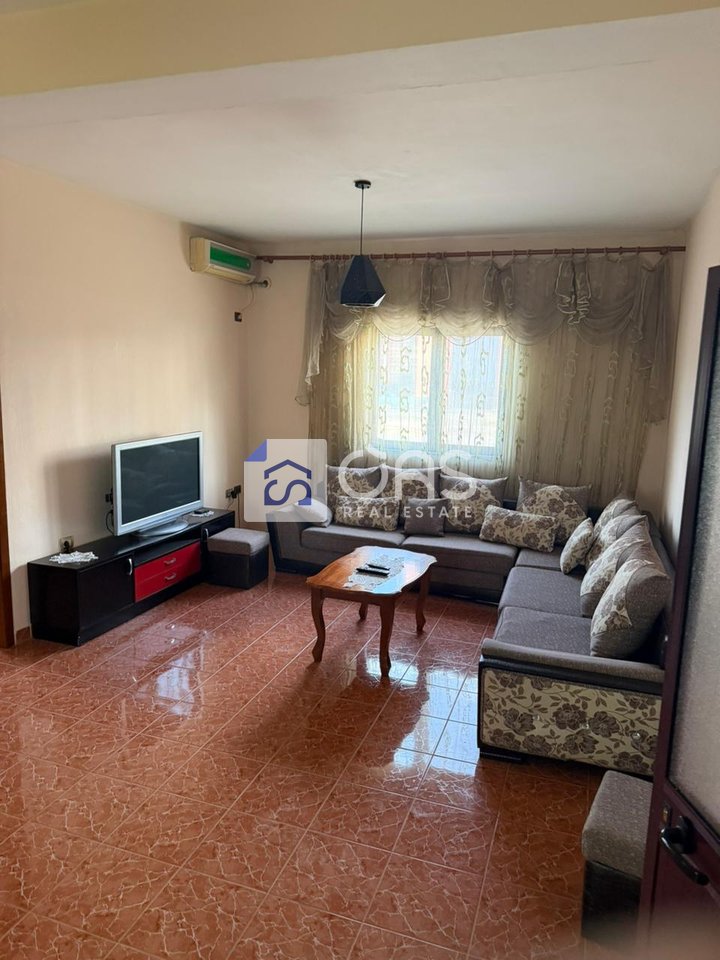 Jepet Apartament me qera 1+1 BULEVARDI I RI  (rr. Jordan Misja )