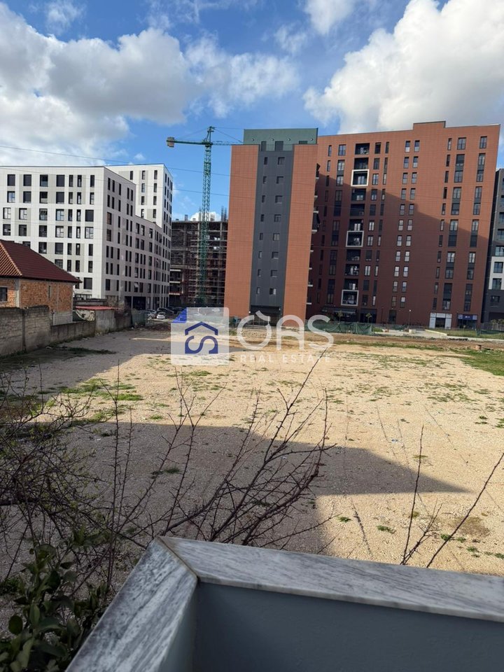 Jepet Apartament me qera 1+1 BULEVARDI I RI  (rr. Jordan Misja )