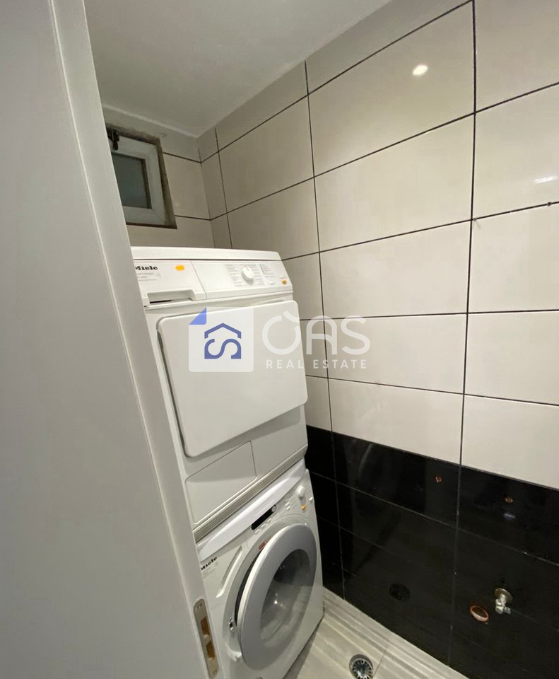 Si affitta appartamento 1+1 in Via Elbasani.