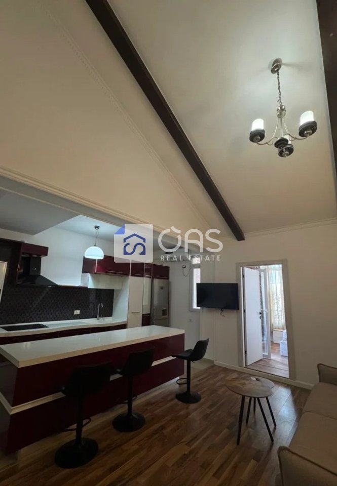 Jepet apartament me qera 1+1 tek Kodra e Diellit