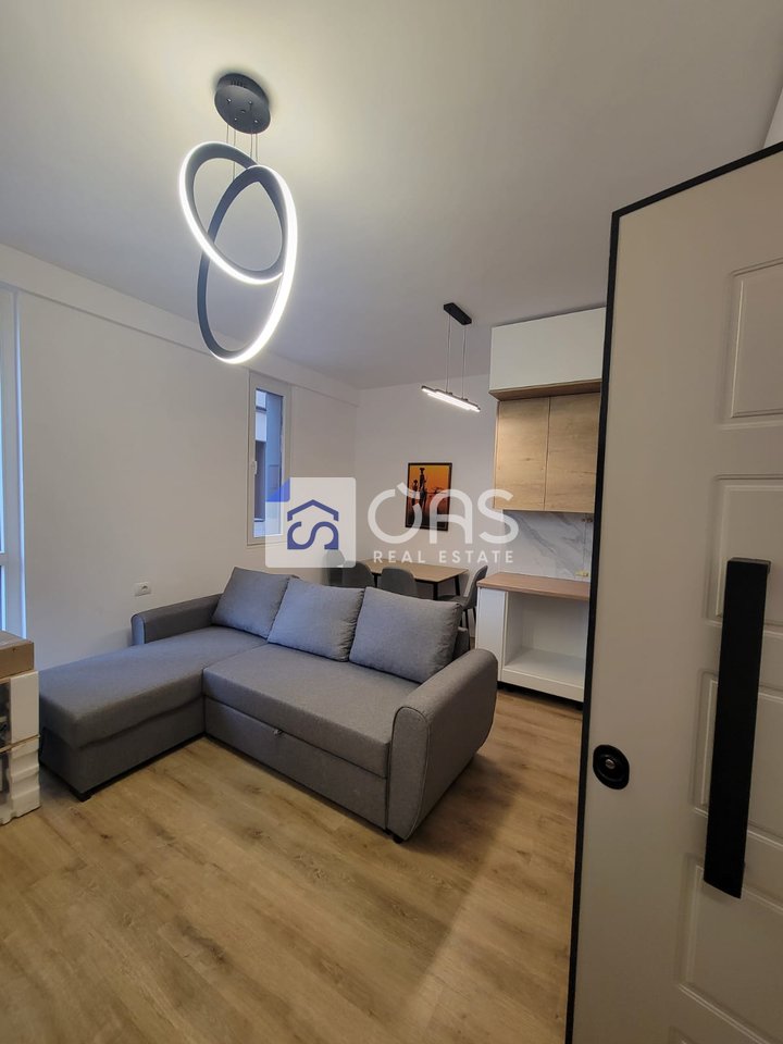 1+1 apartment for rent at Fusha Aviacionit (Clover Residence)