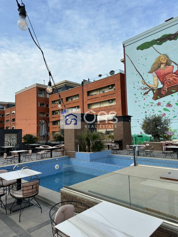 Premium Business Environment (ROOFTOP) Apartment area with arrows