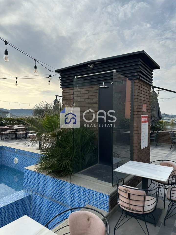 Premium Business Environment (ROOFTOP) Apartment area with arrows