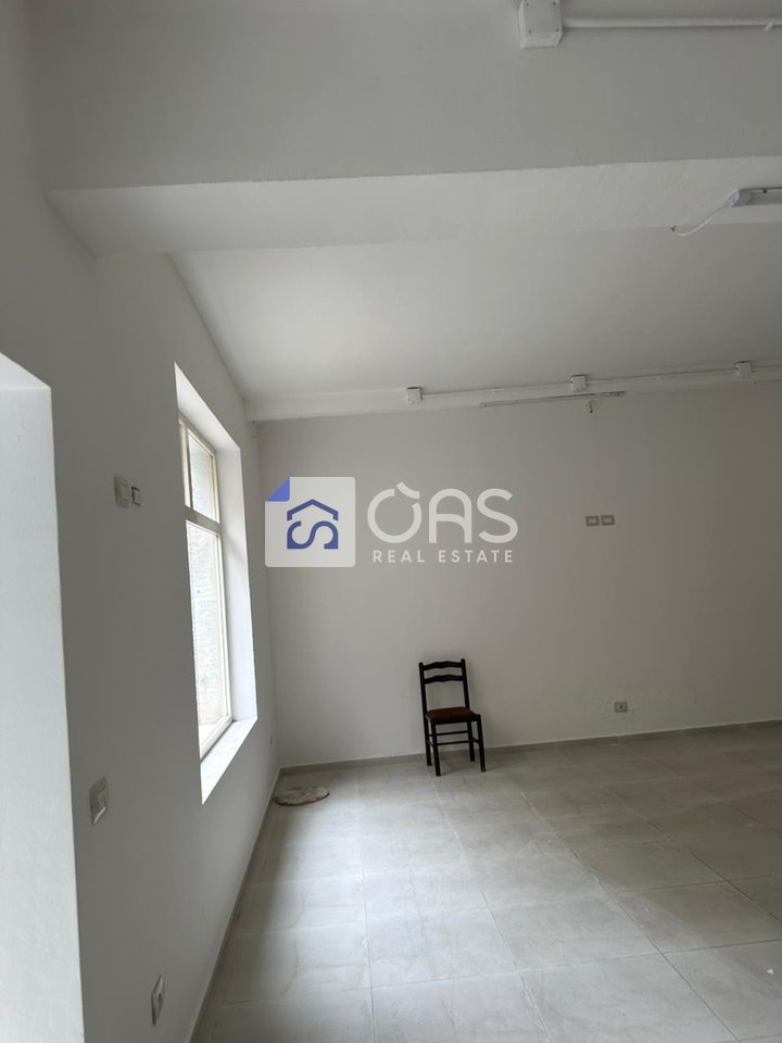 Negozio in affitto - MERCATO ELETTRICO