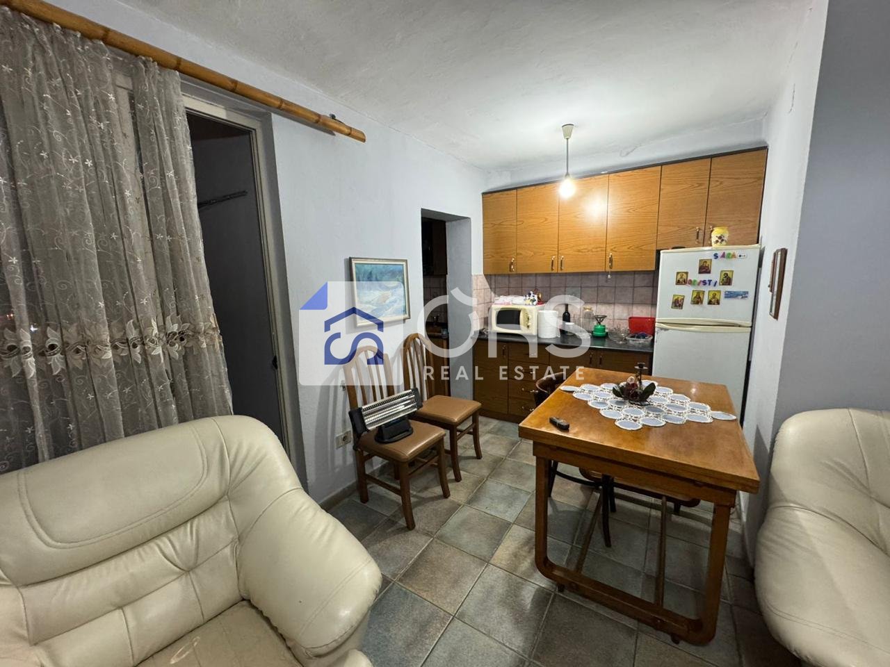 Jepet Apartament me qera 2+1 KRYQEZIMI BRRYLIT