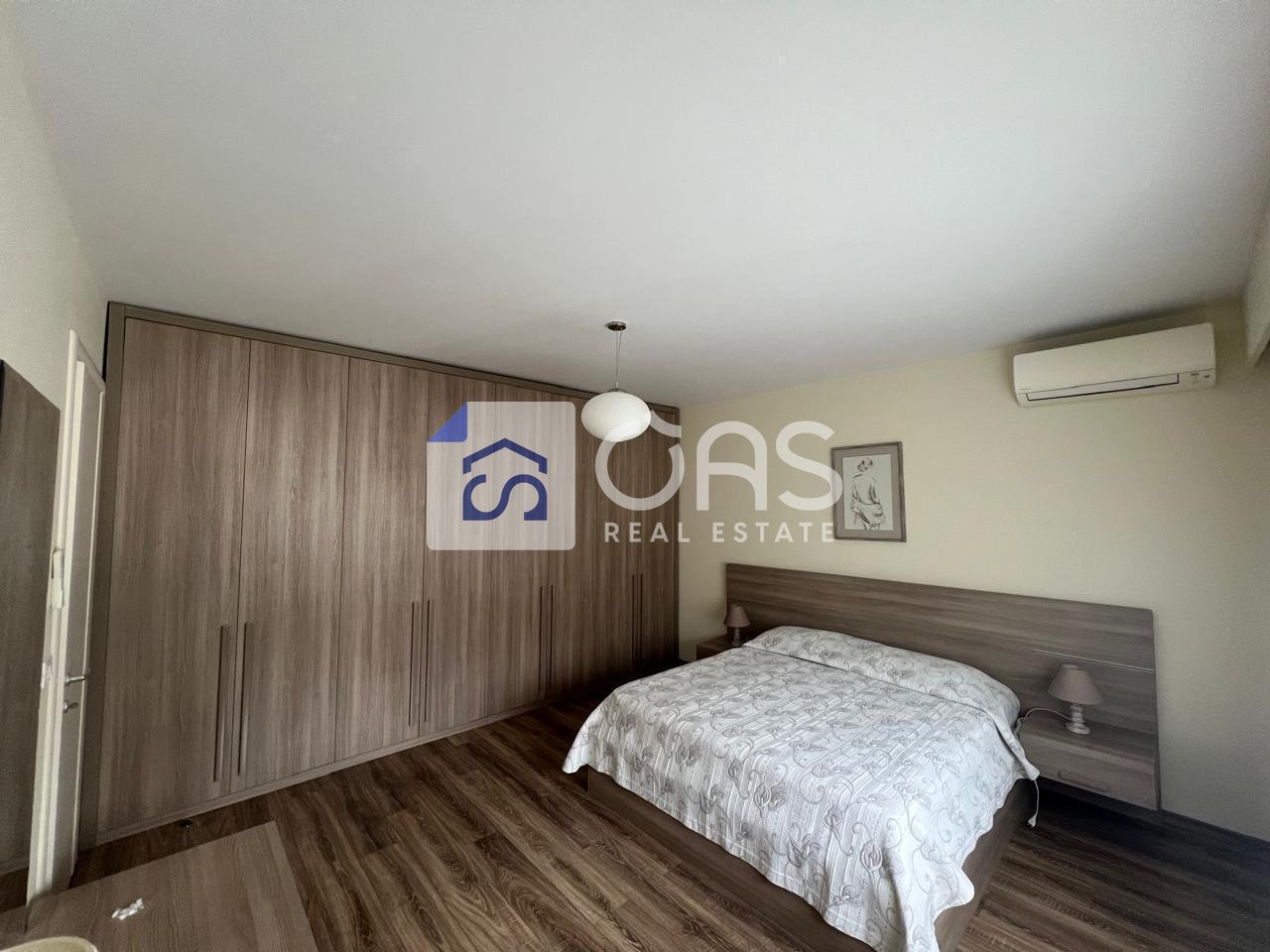 Jepet Apartament me qera 2+1  TEG  (REZIDENCA LONG HILL)