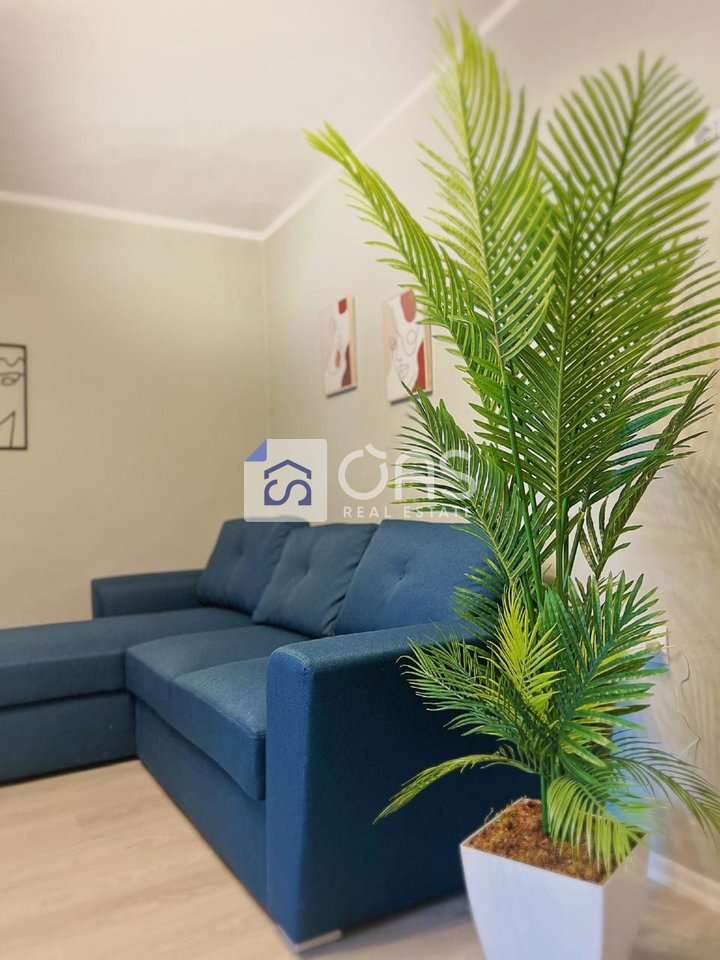 Jepet apartament me qera 1+1 Rruga e Durrsit