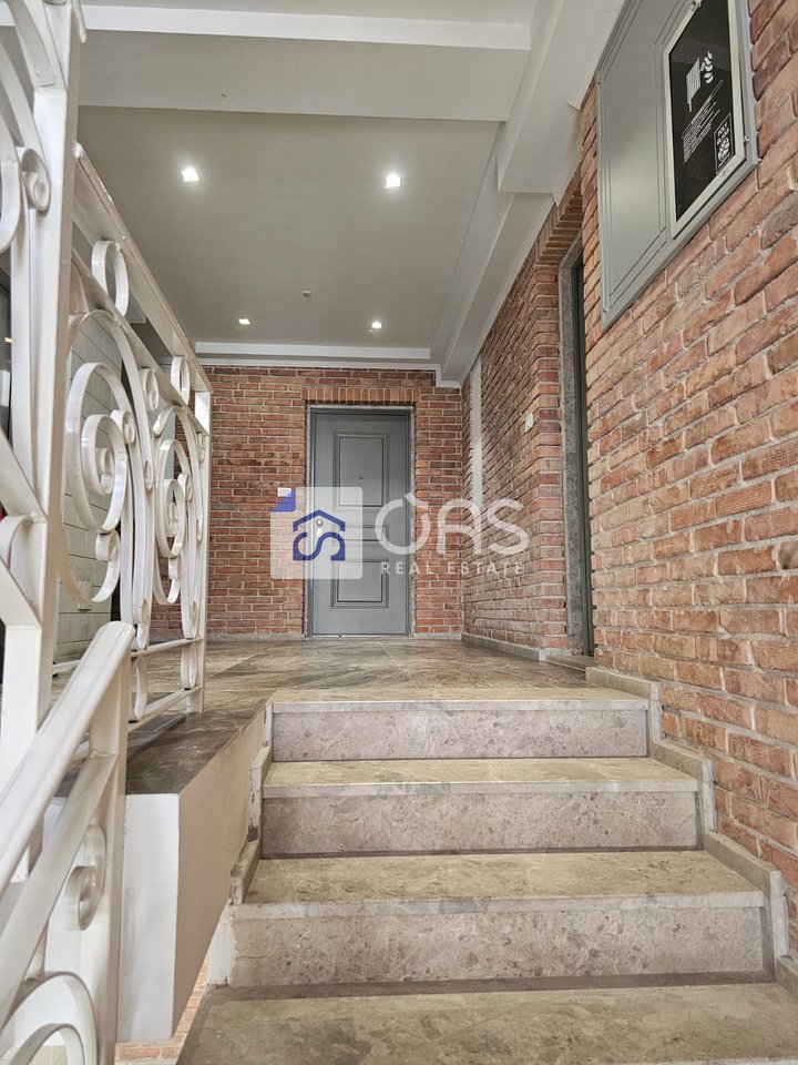 Office space for rent in the CENTER (NEAR RTSH)