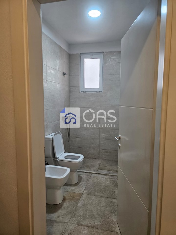 Office space for rent in the CENTER (NEAR RTSH)