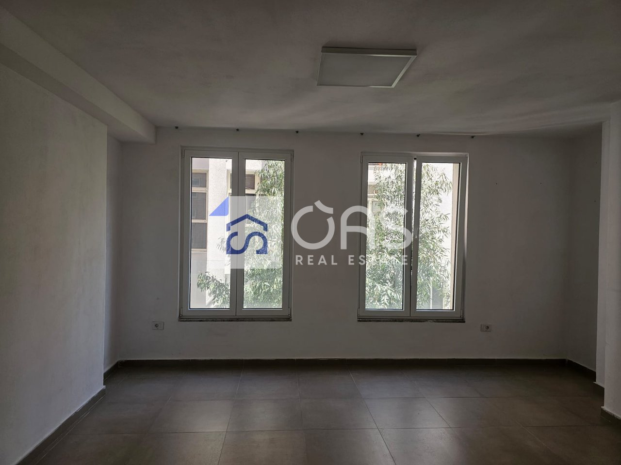 Office space for rent in the CENTER (NEAR RTSH)