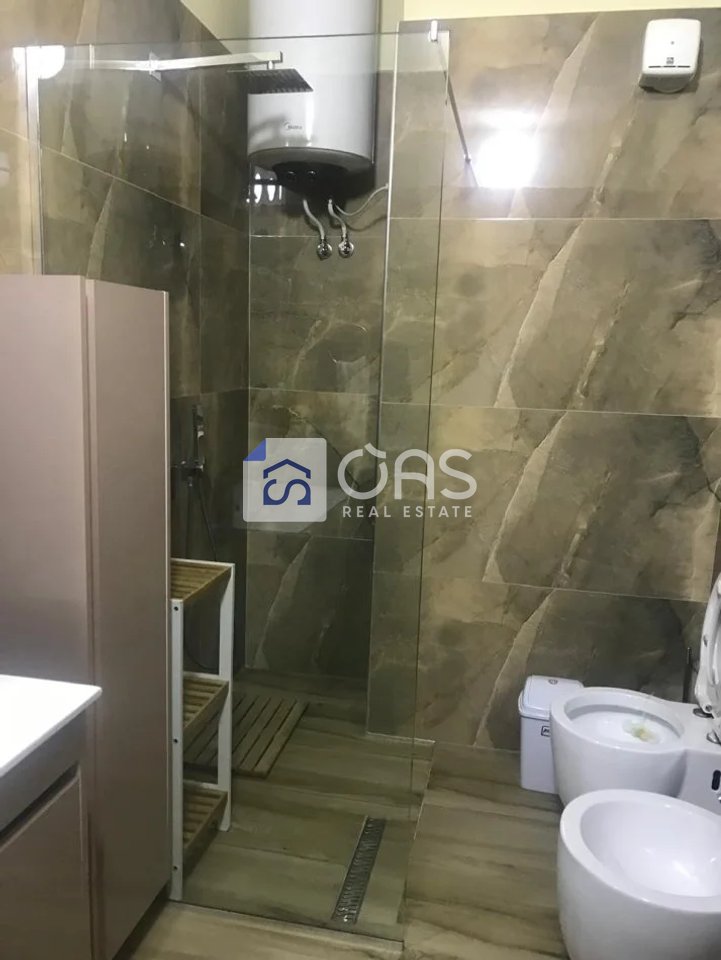 Shitet apartament  2+1  VASIL SHANTO