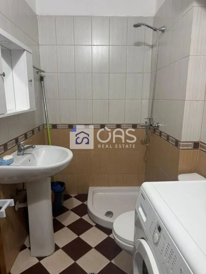 Jepet Apartament me qera 1+1  MYSLYM SHYRI