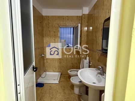 shitet apartament 1+1 pallati me shigjeta